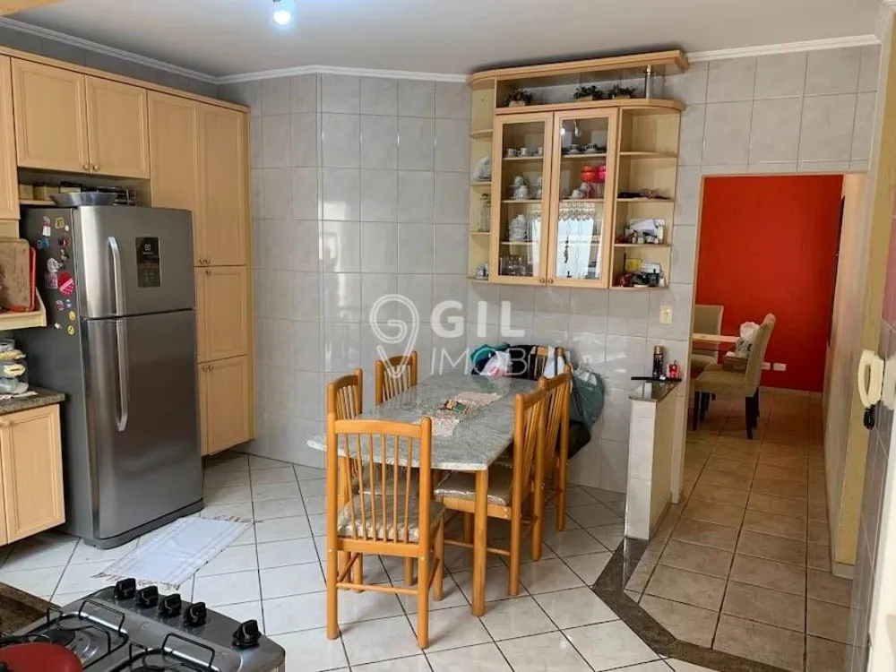 Casa, 3 quartos, 250 m² - Foto 6