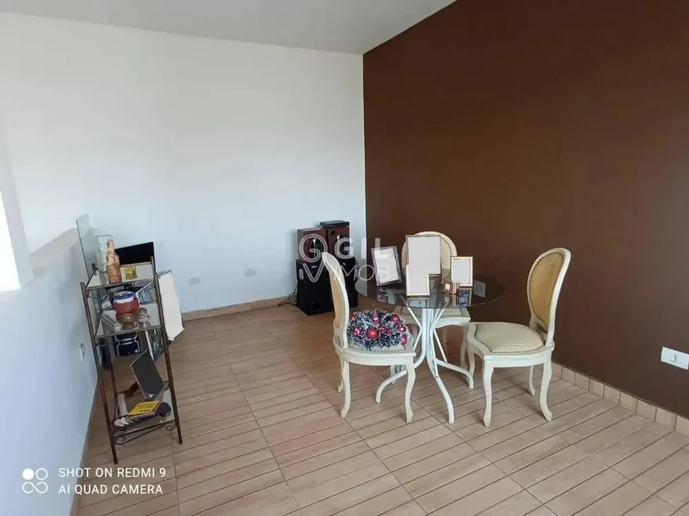 Sobrado, 3 quartos, 223 m² - Foto 1