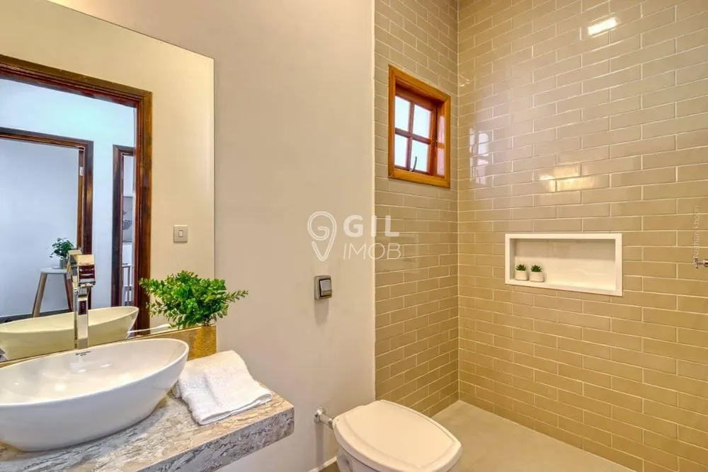Sobrado, 7 quartos, 358 m² - Foto 10