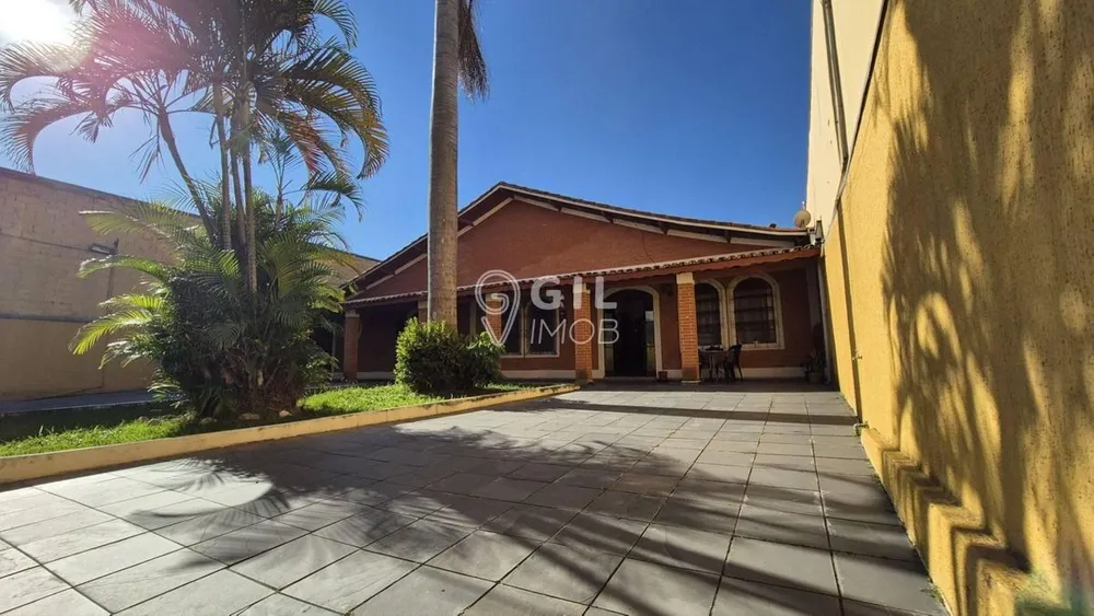 Casa, 3 quartos, 287 m² - Foto 1