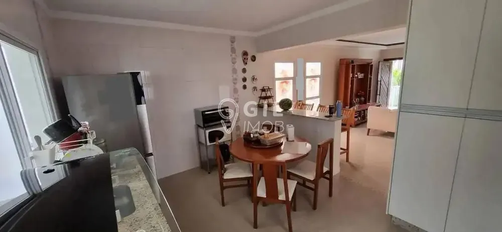 Sobrado, 3 quartos, 200 m² - Foto 8