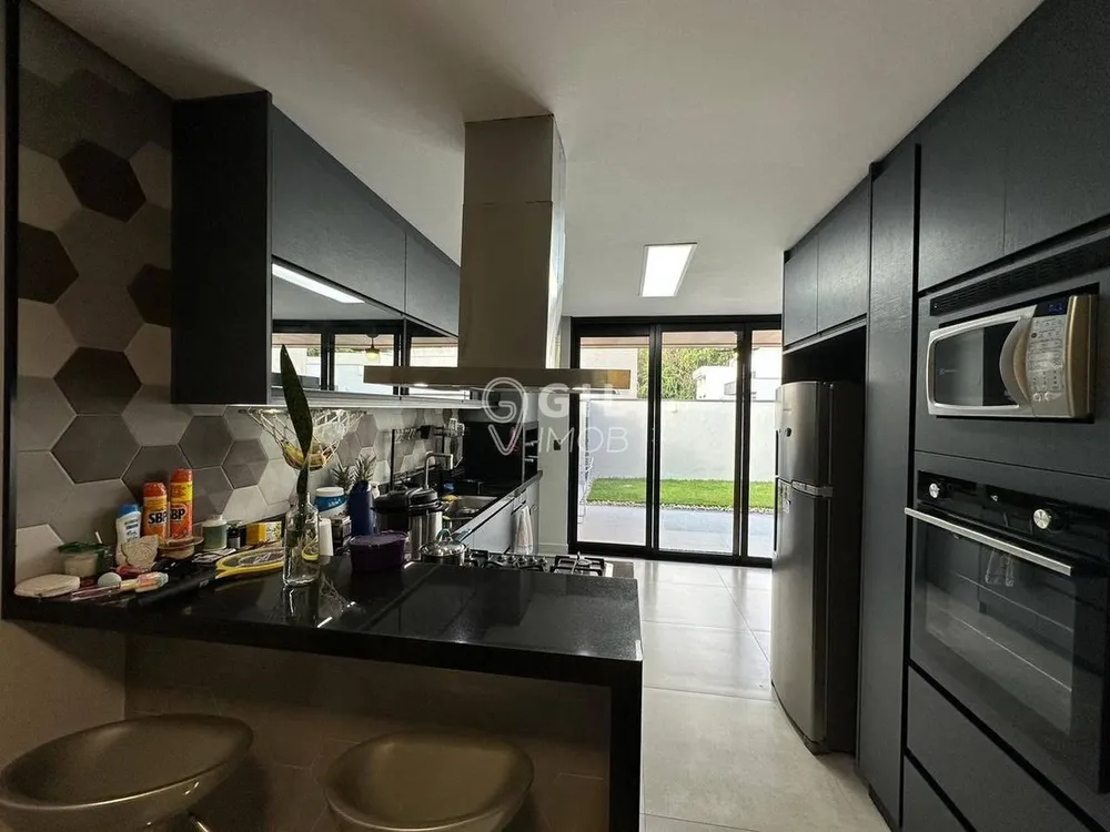 Sobrado, 4 quartos, 182 m² - Foto 2
