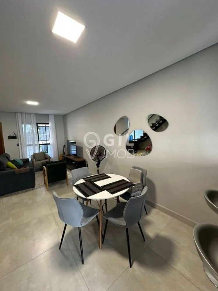 Sobrado, 4 quartos, 182 m² - Foto 1