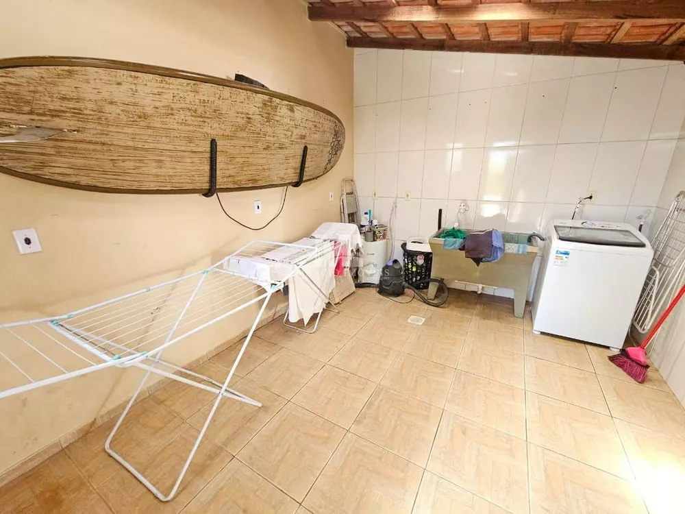 Casa, 3 quartos, 131 m² - Foto 1