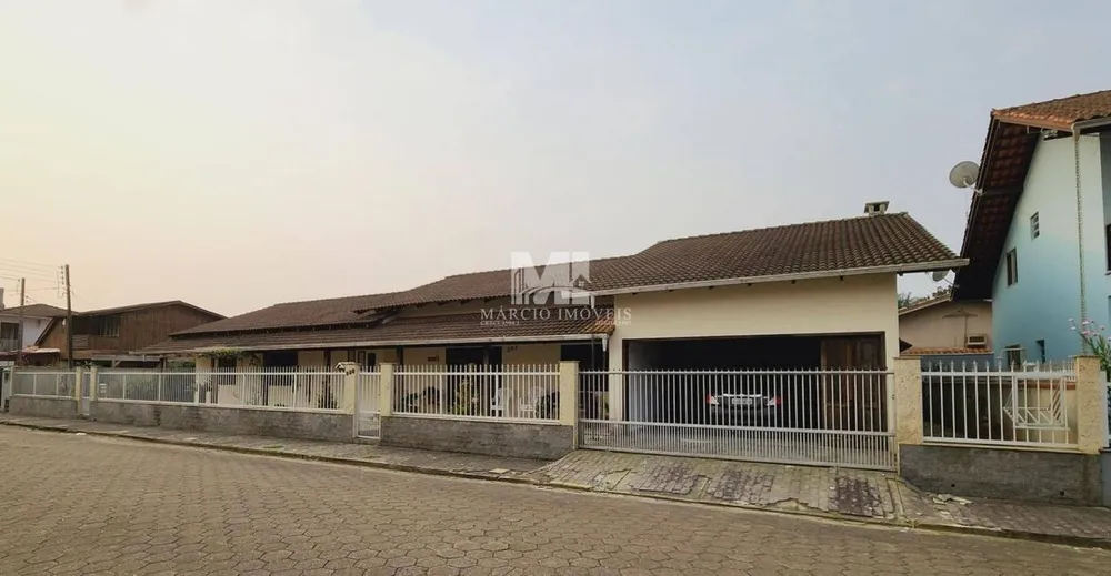 Casa, 4 quartos, 258 m² - Foto 5
