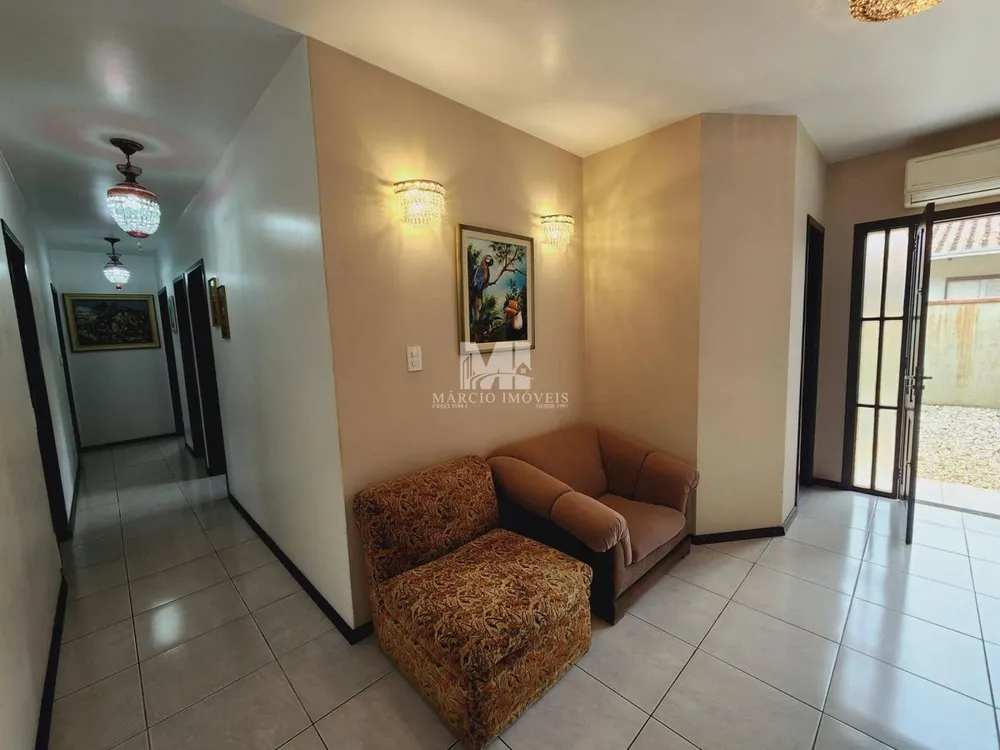Casa, 4 quartos, 258 m² - Foto 8
