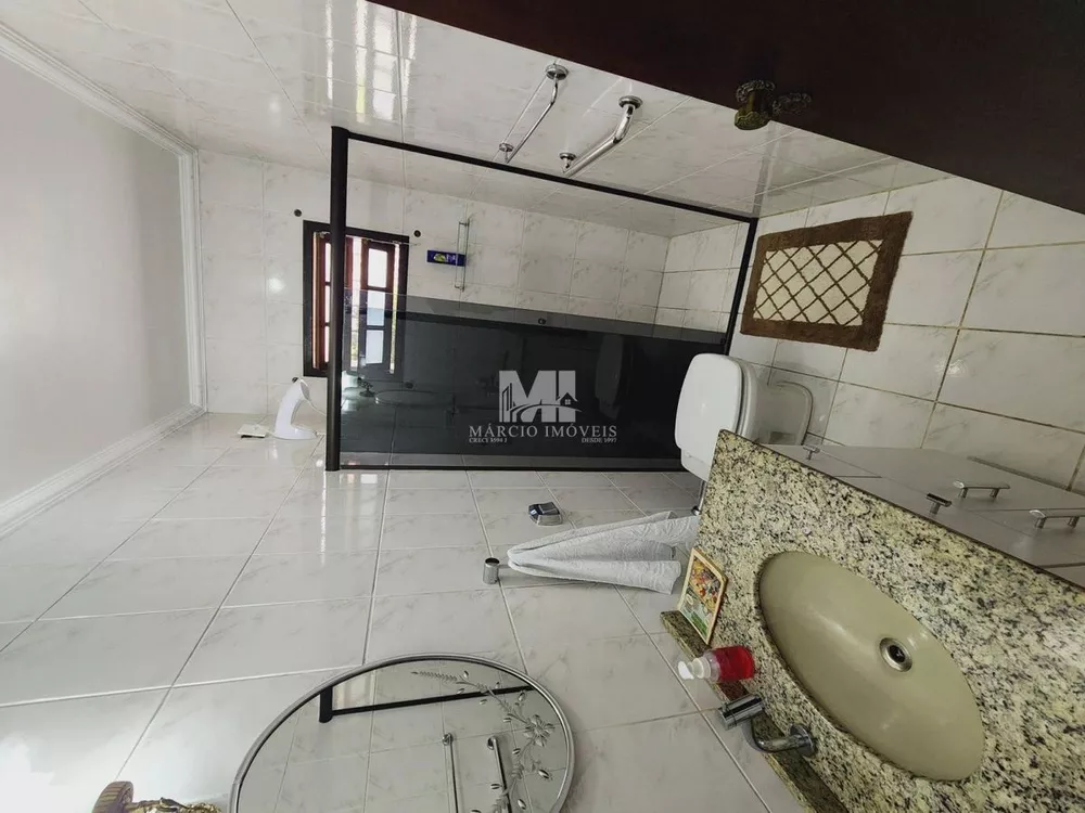 Casa, 4 quartos, 258 m² - Foto 2