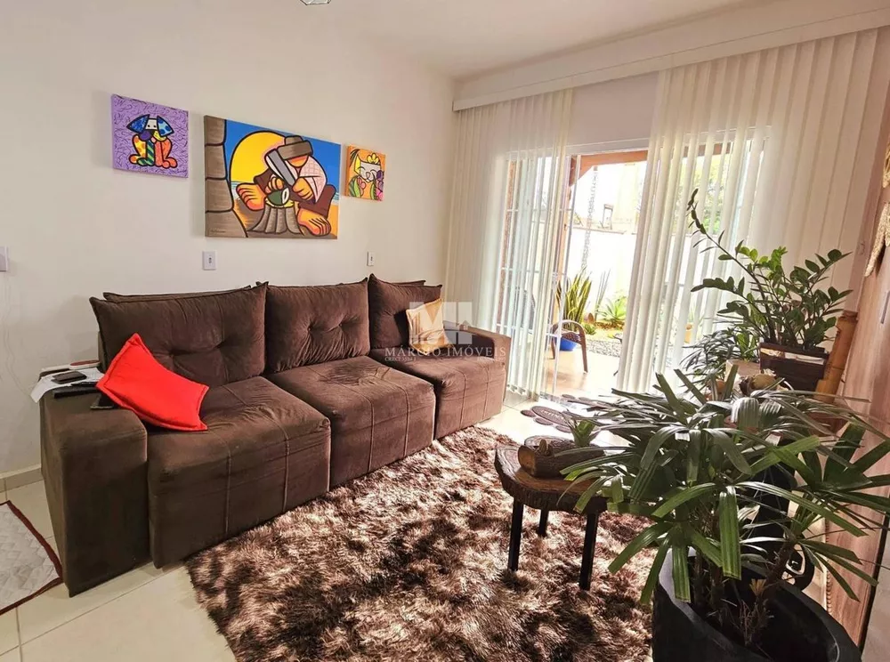 Casa, 2 quartos, 184 m² - Foto 1