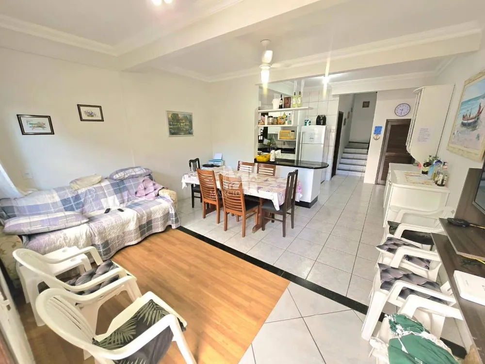 Casa, 4 quartos, 169 m² - Foto 1