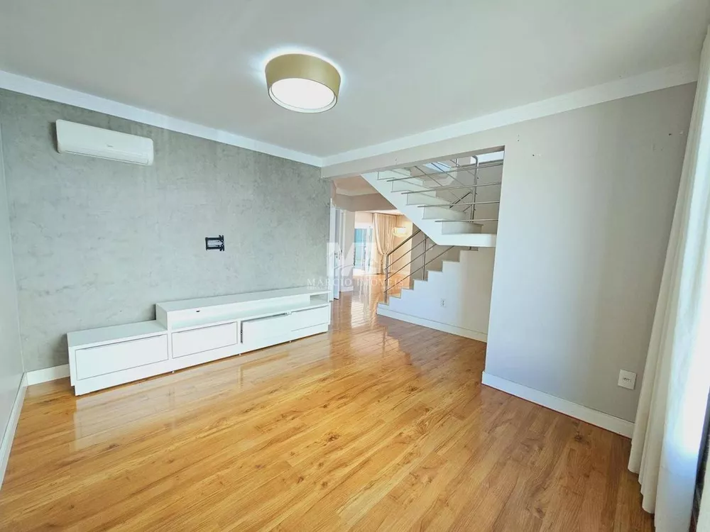 Casa, 3 quartos, 296 m² - Foto 2