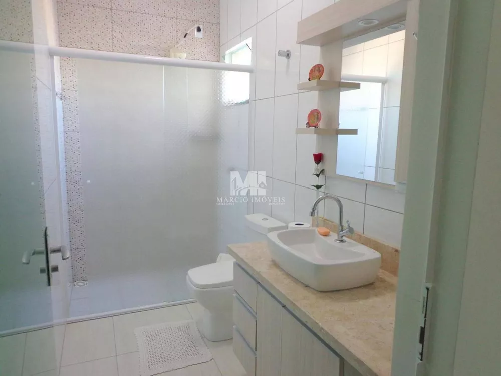 Casa, 4 quartos, 250 m² - Foto 2