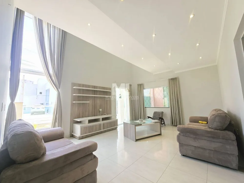 Casa, 4 quartos, 250 m² - Foto 11