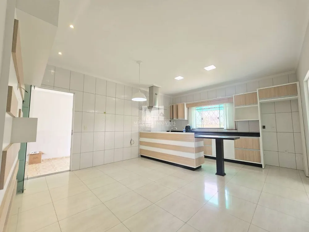 Casa, 4 quartos, 250 m² - Foto 14