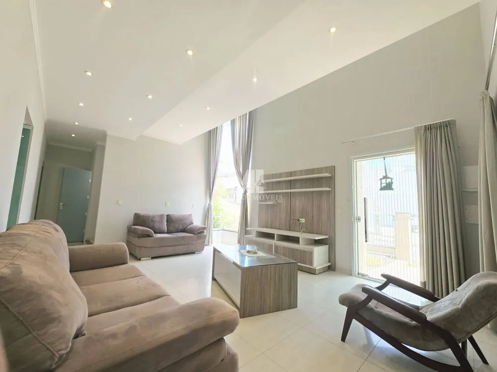 Casa, 4 quartos, 250 m² - Foto 8