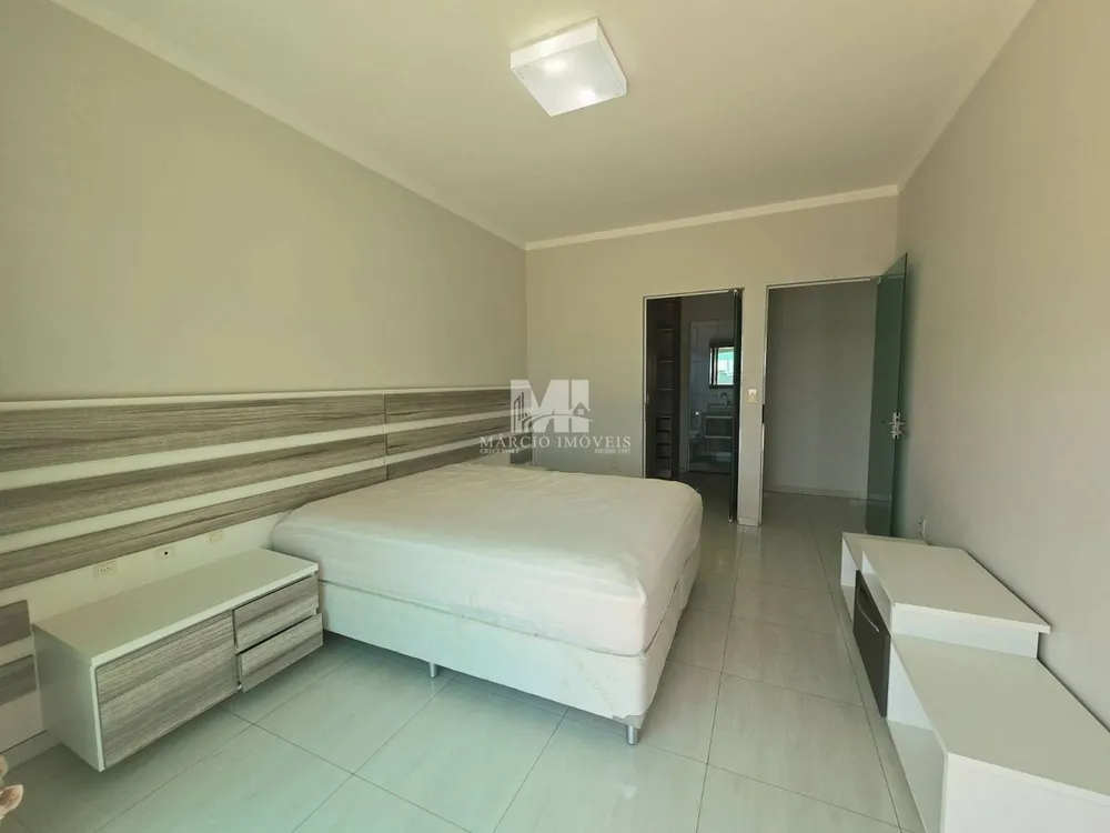 Casa, 4 quartos, 250 m² - Foto 15