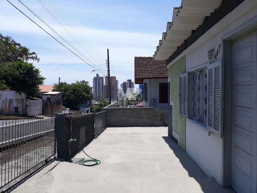 Casa, 6 quartos, 131 m² - Foto 6