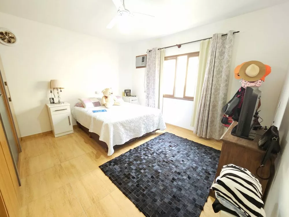 Casa, 3 quartos, 134 m² - Foto 4