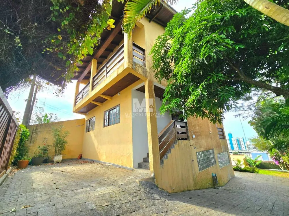 Casa, 3 quartos, 171 m² - Foto 1