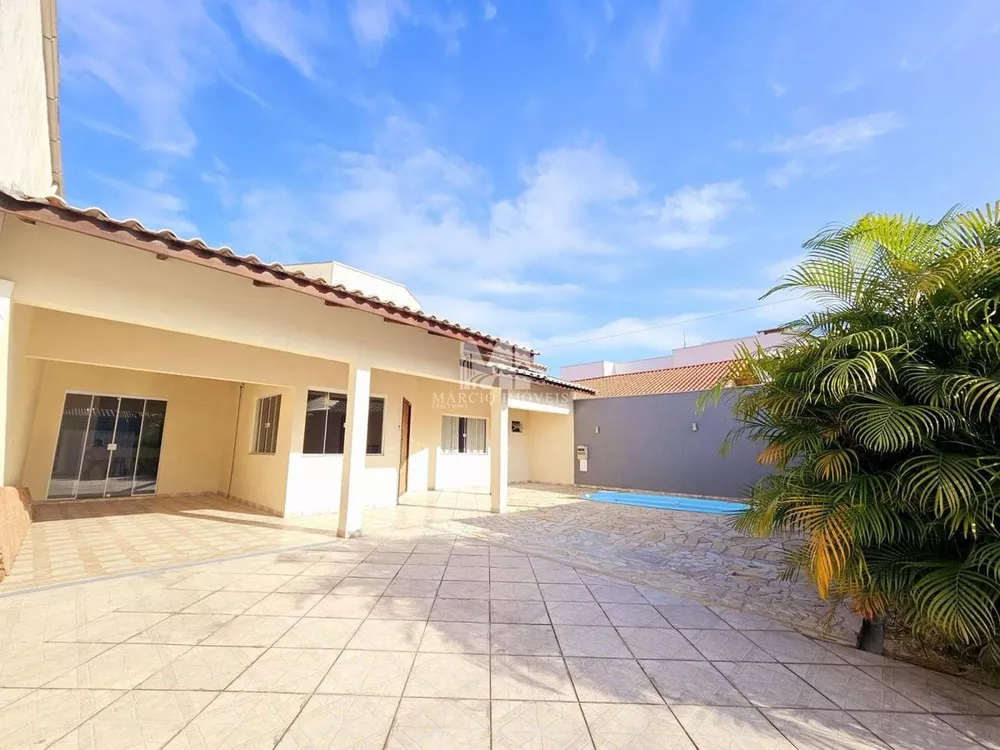 Casa, 3 quartos, 128 m² - Foto 1