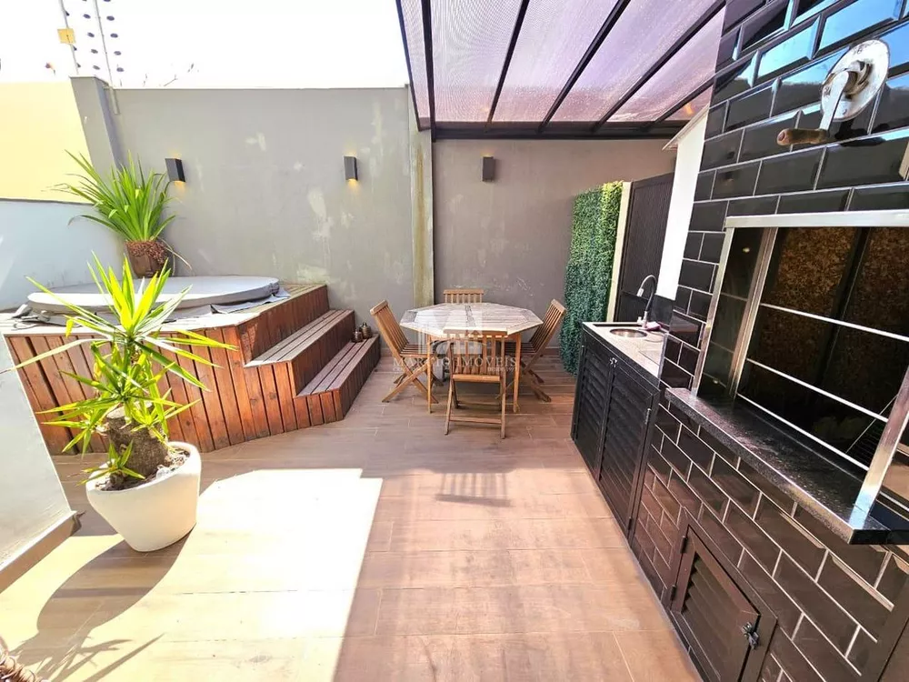 Casa, 4 quartos, 225 m² - Foto 1