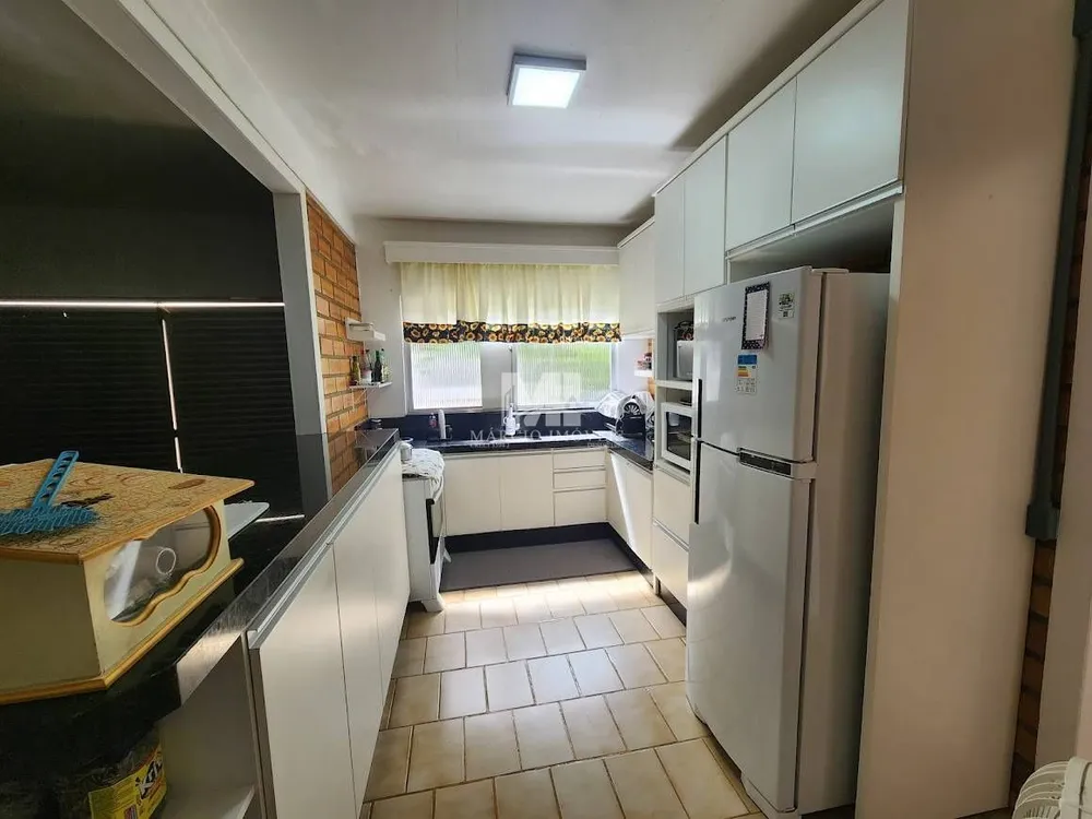 Casa, 4 quartos, 220 m² - Foto 5