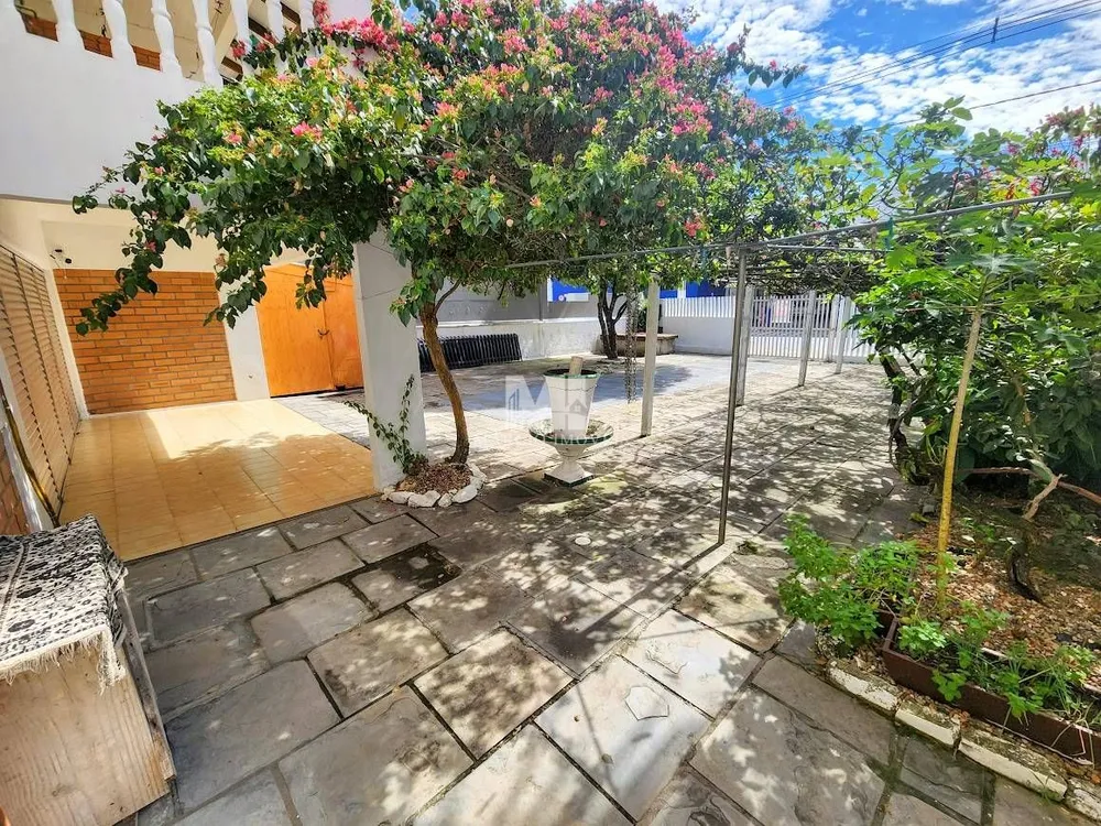 Casa, 4 quartos, 220 m² - Foto 3