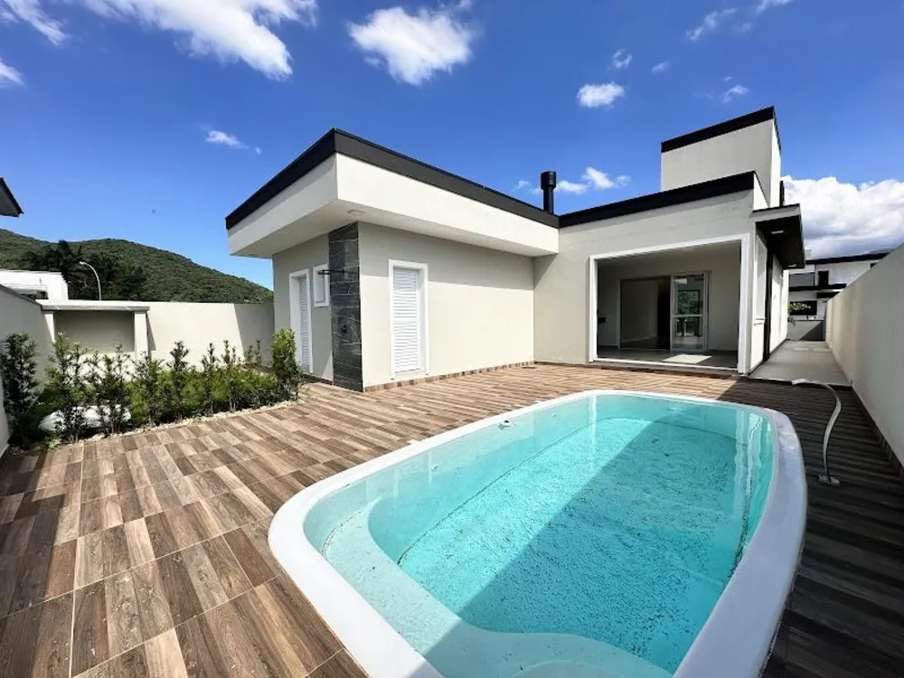 Casa, 3 quartos, 175 m² - Foto 1