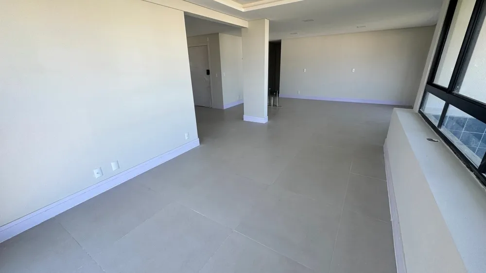 Apartamento, 3 quartos, 157 m² - Foto 1