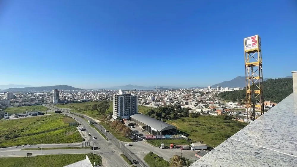 Sobrado, 3 quartos, 270 m² - Foto 2