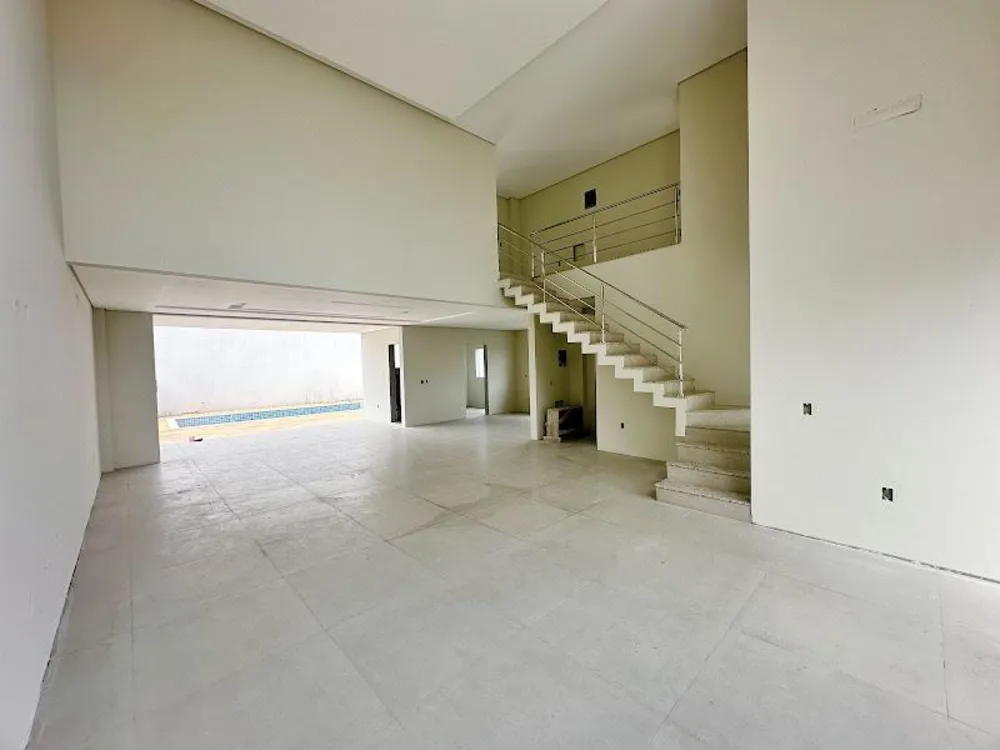 Casa, 4 quartos, 275 m² - Foto 2