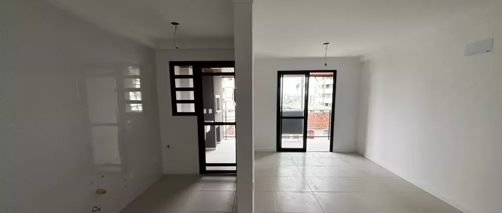 Apartamento, 2 quartos, 71 m² - Foto 2