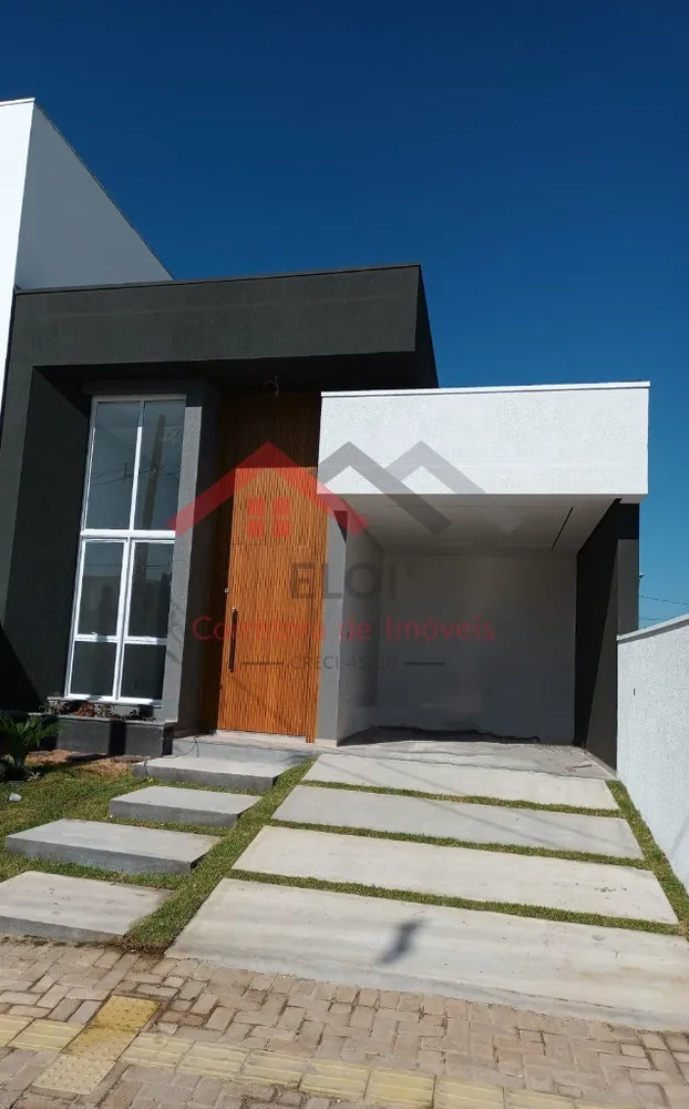 Casa, 3 quartos, 98 m² - Foto 1