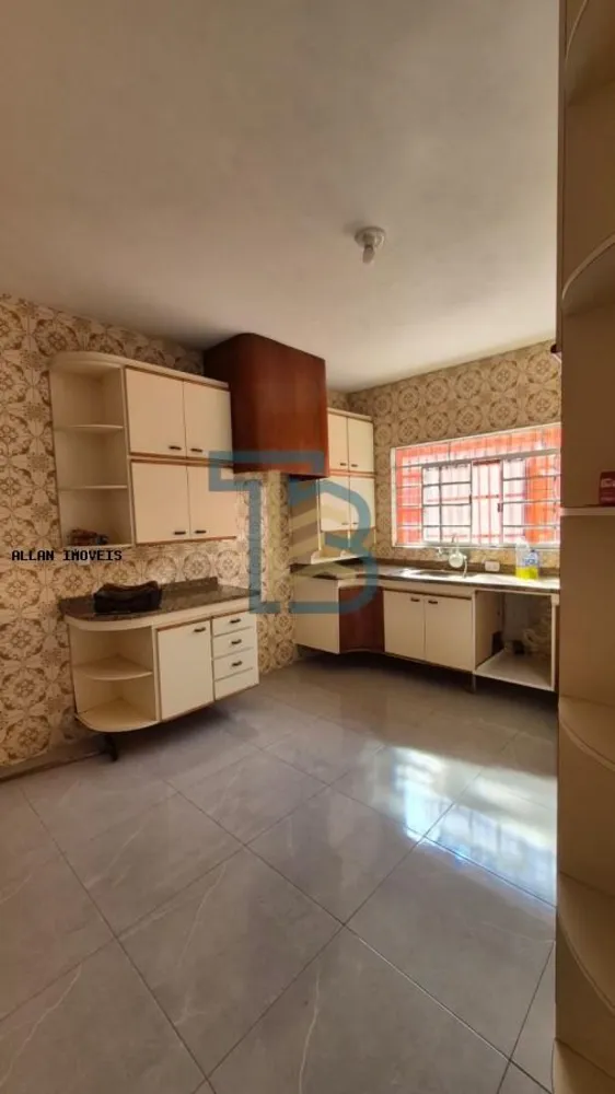 Casa, 3 quartos, 200 m² - Foto 3