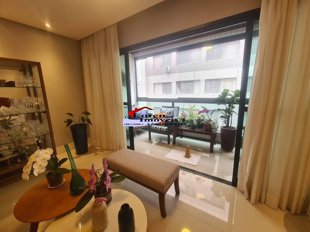 Apartamento, 3 quartos, 130 m² - Foto 2