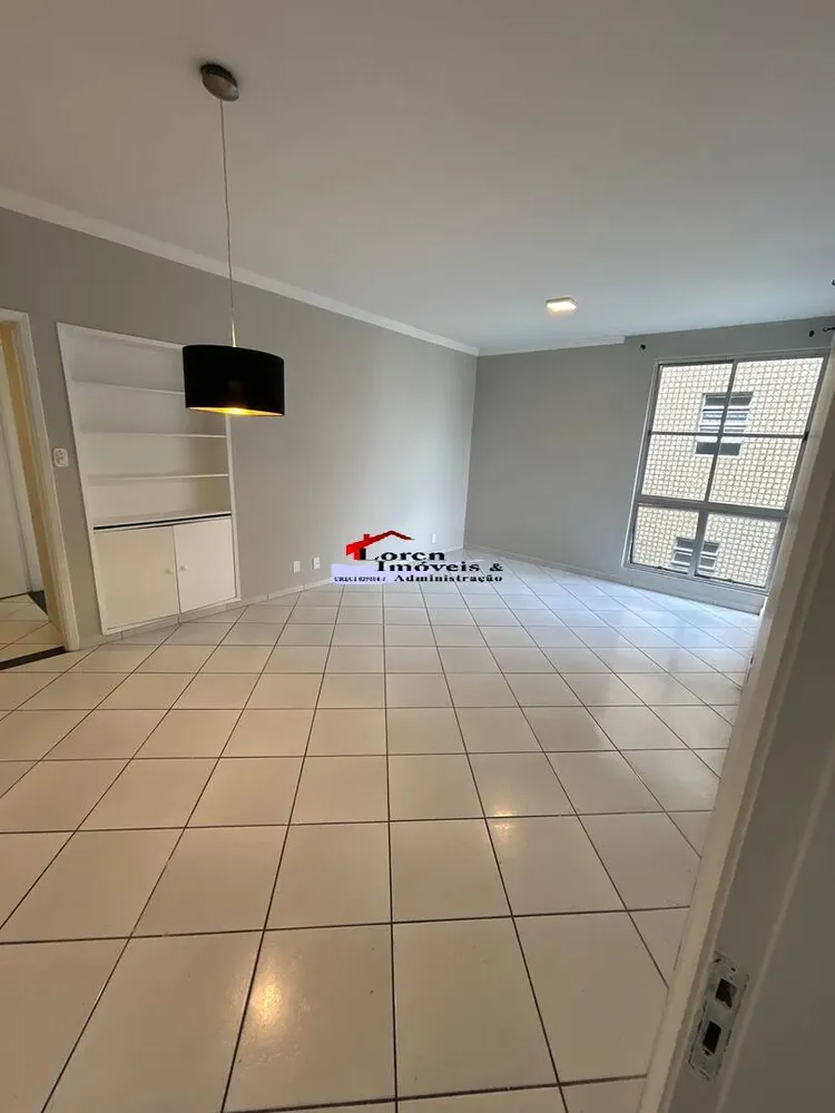 Apartamento, 3 quartos, 110 m² - Foto 2