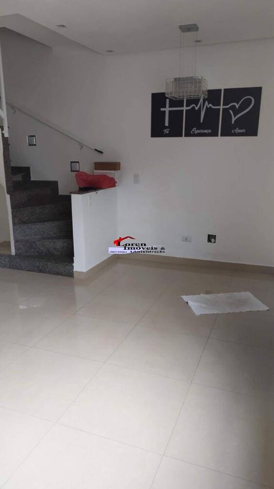 Sobrado à venda com 2 quartos, 100m² - Foto 3