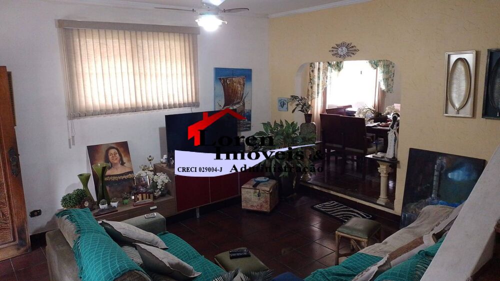Sobrado à venda com 4 quartos, 600m² - Foto 1