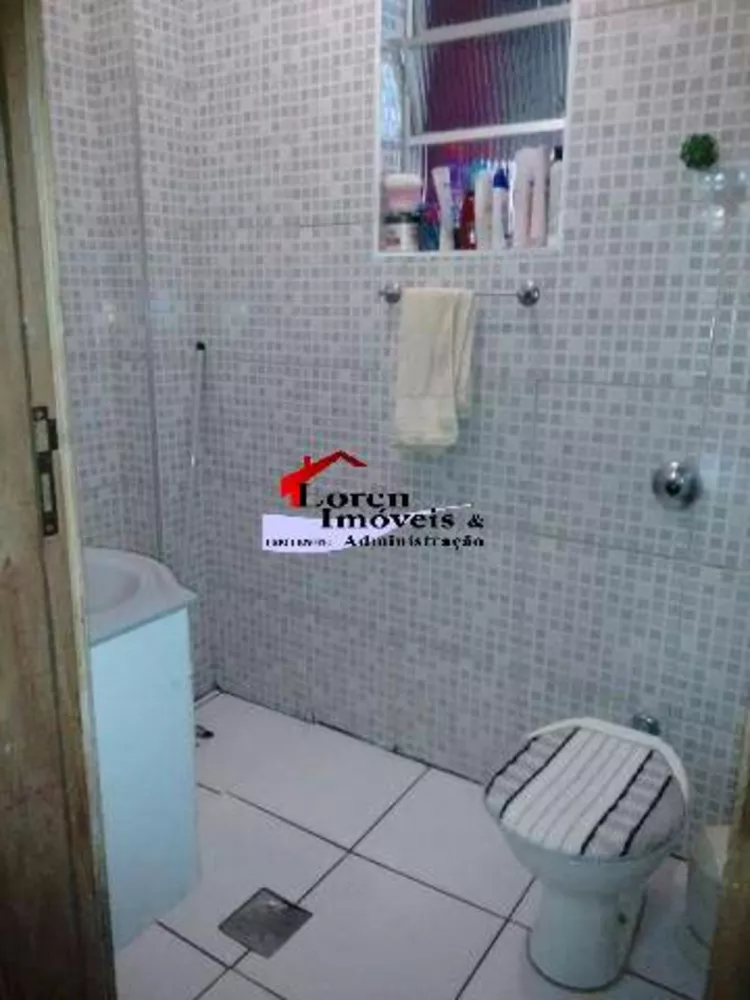 Apartamento à venda com 2 quartos, 66m² - Foto 4