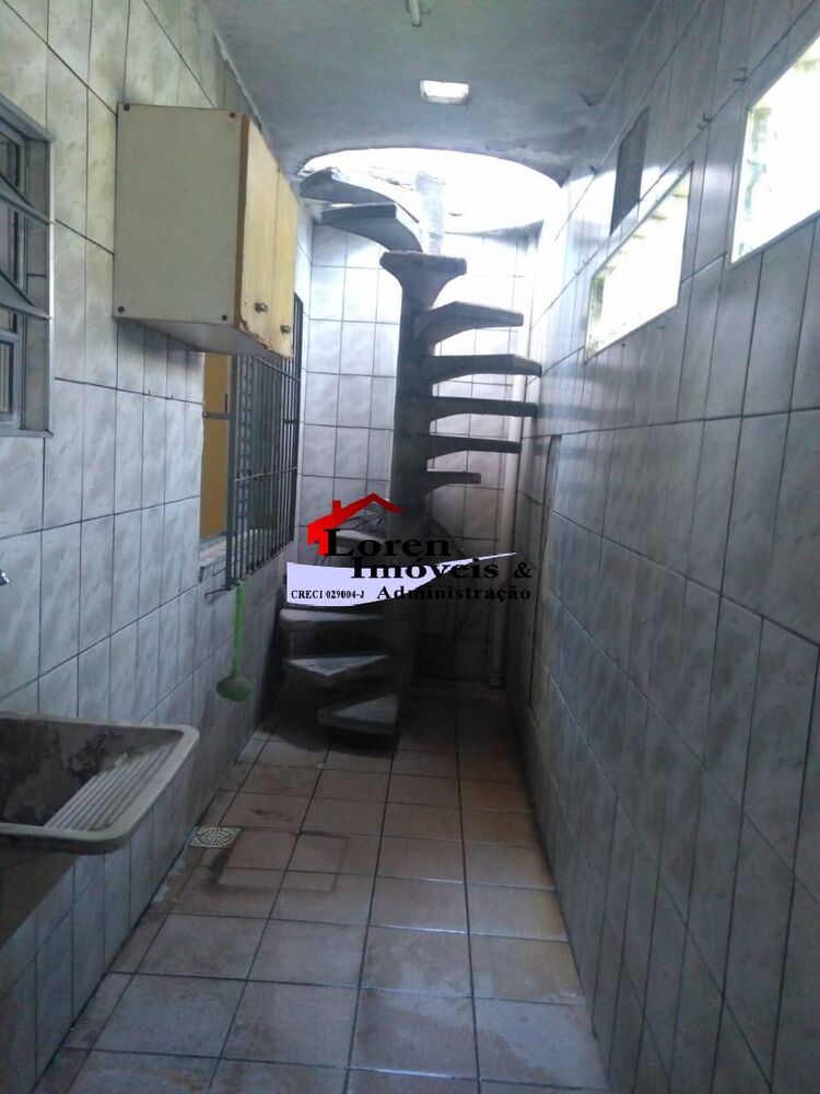 Casa à venda com 2 quartos, 99m² - Foto 4
