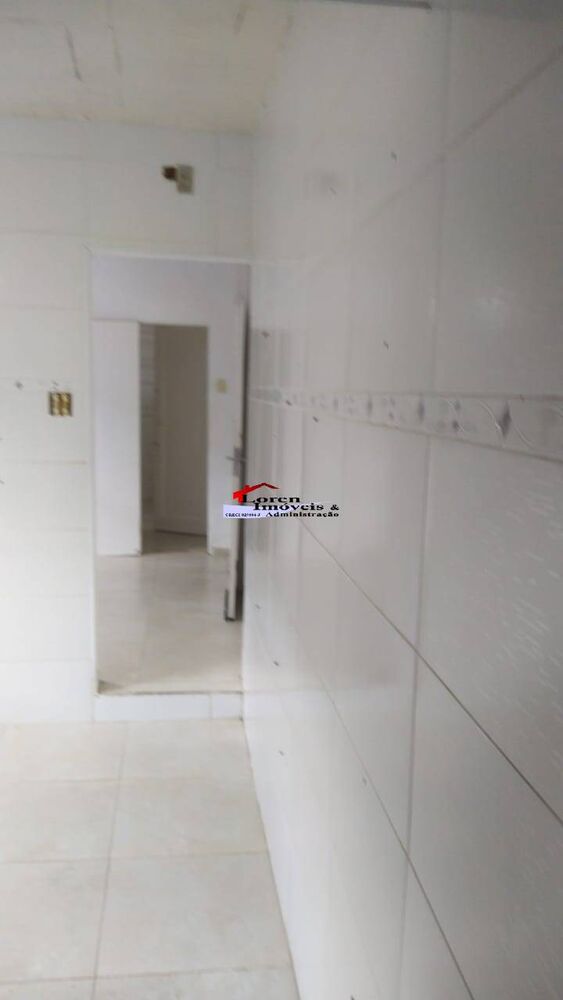 Casa para alugar com 2 quartos, 48m² - Foto 10