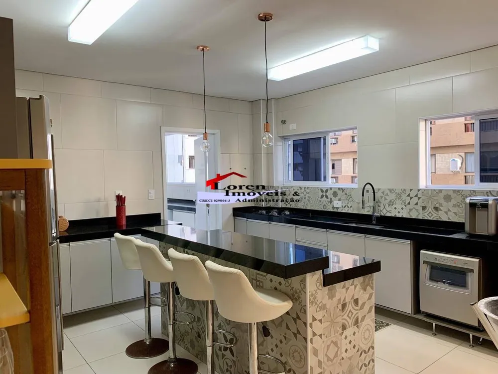 Apartamento, 4 quartos, 233 m² - Foto 1