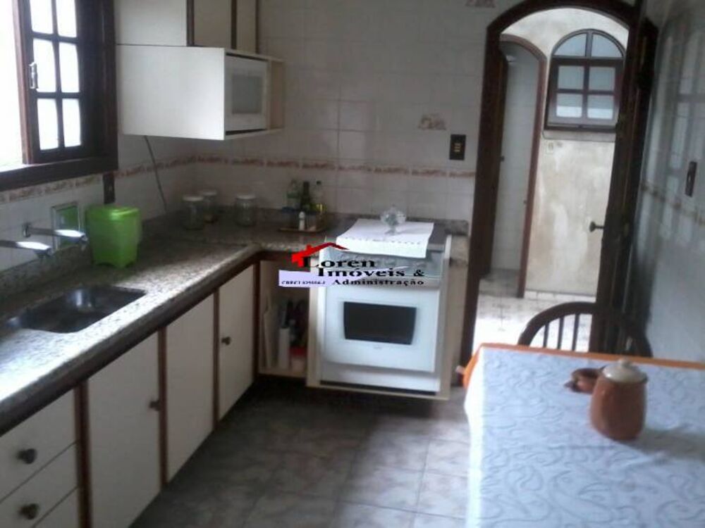 Casa, 3 quartos, 170 m² - Foto 2