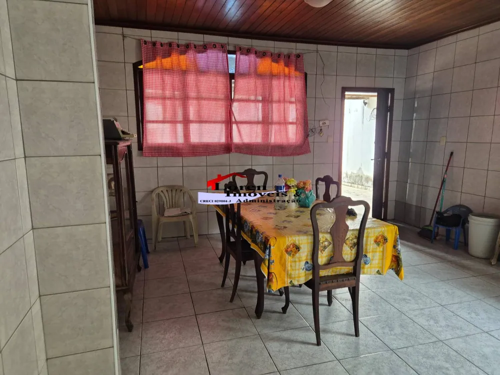 Casa, 2 quartos, 200 m² - Foto 2