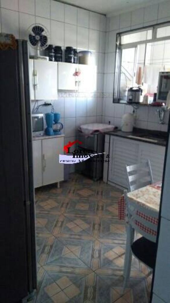 Apartamento à venda com 2 quartos, 70m² - Foto 2