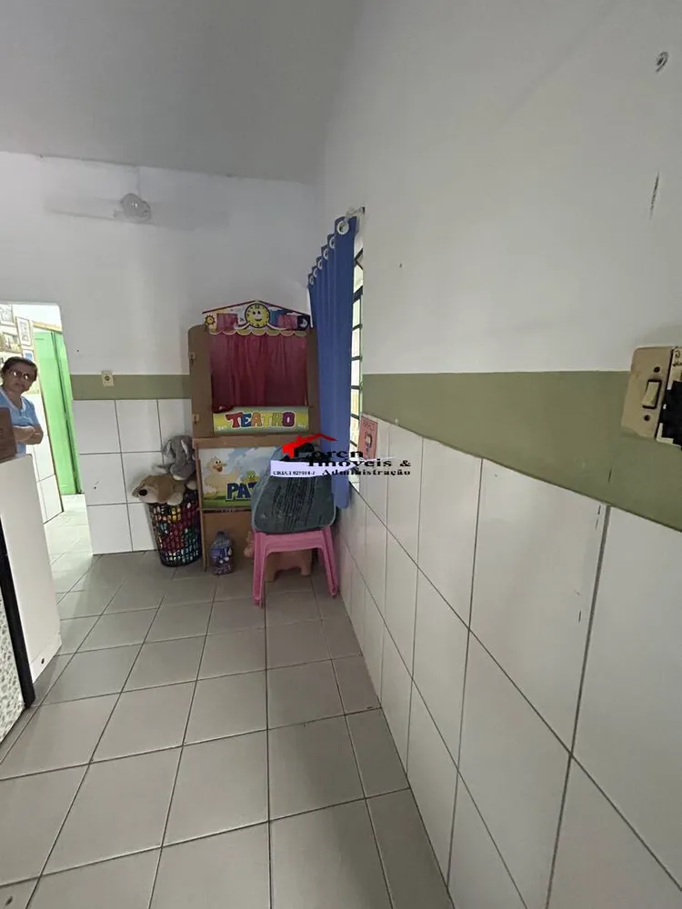 Casa, 3 quartos, 200 m² - Foto 9