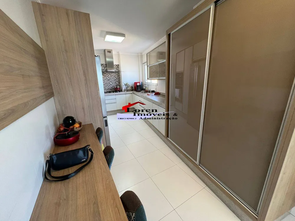 Apartamento, 4 quartos, 217 m² - Foto 10