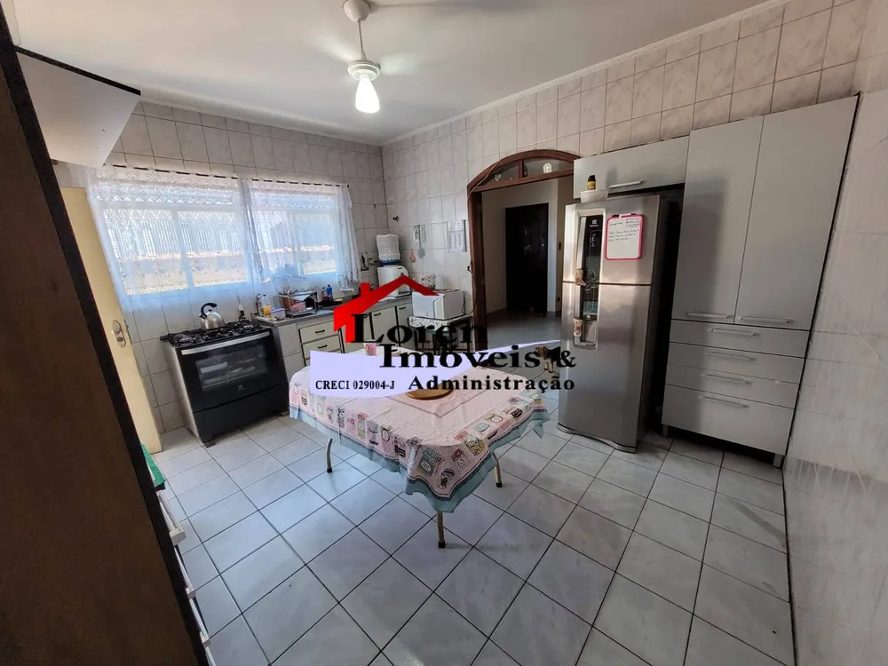 Casa, 3 quartos, 200 m² - Foto 6