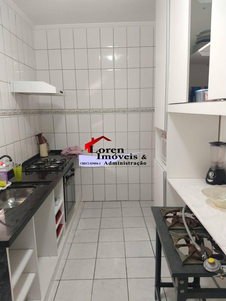 Apartamento à venda com 3 quartos, 70m² - Foto 4
