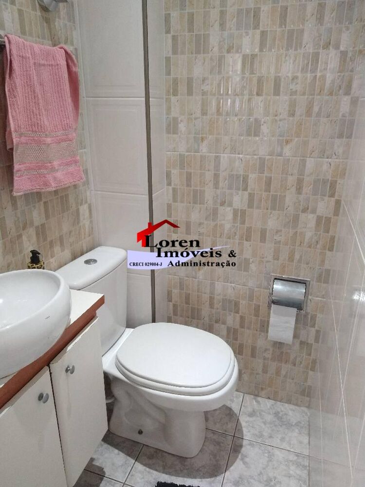 Sobrado à venda com 2 quartos, 100m² - Foto 2