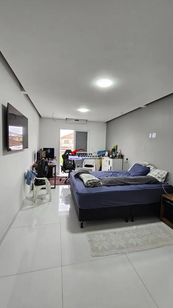 Casa, 4 quartos, 240 m² - Foto 10
